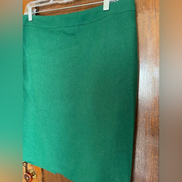 J Crew, wool, pencil skirt, green, size 10 - Picture 2 of 4